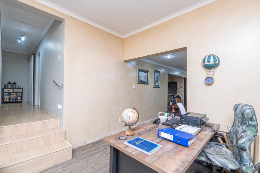 3 Bedroom Property for Sale in Ridgeworth Western Cape